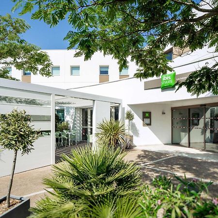 ホテル Ibis Styles Les Sables Olonne エクステリア 写真