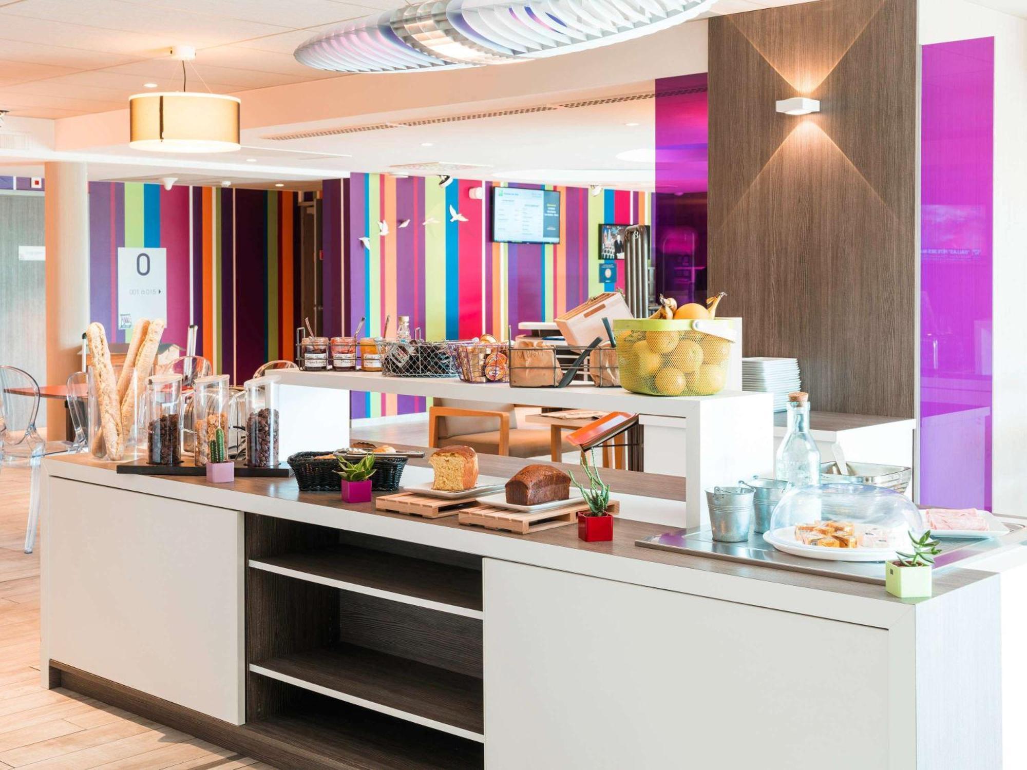 ホテル Ibis Styles Les Sables Olonne エクステリア 写真