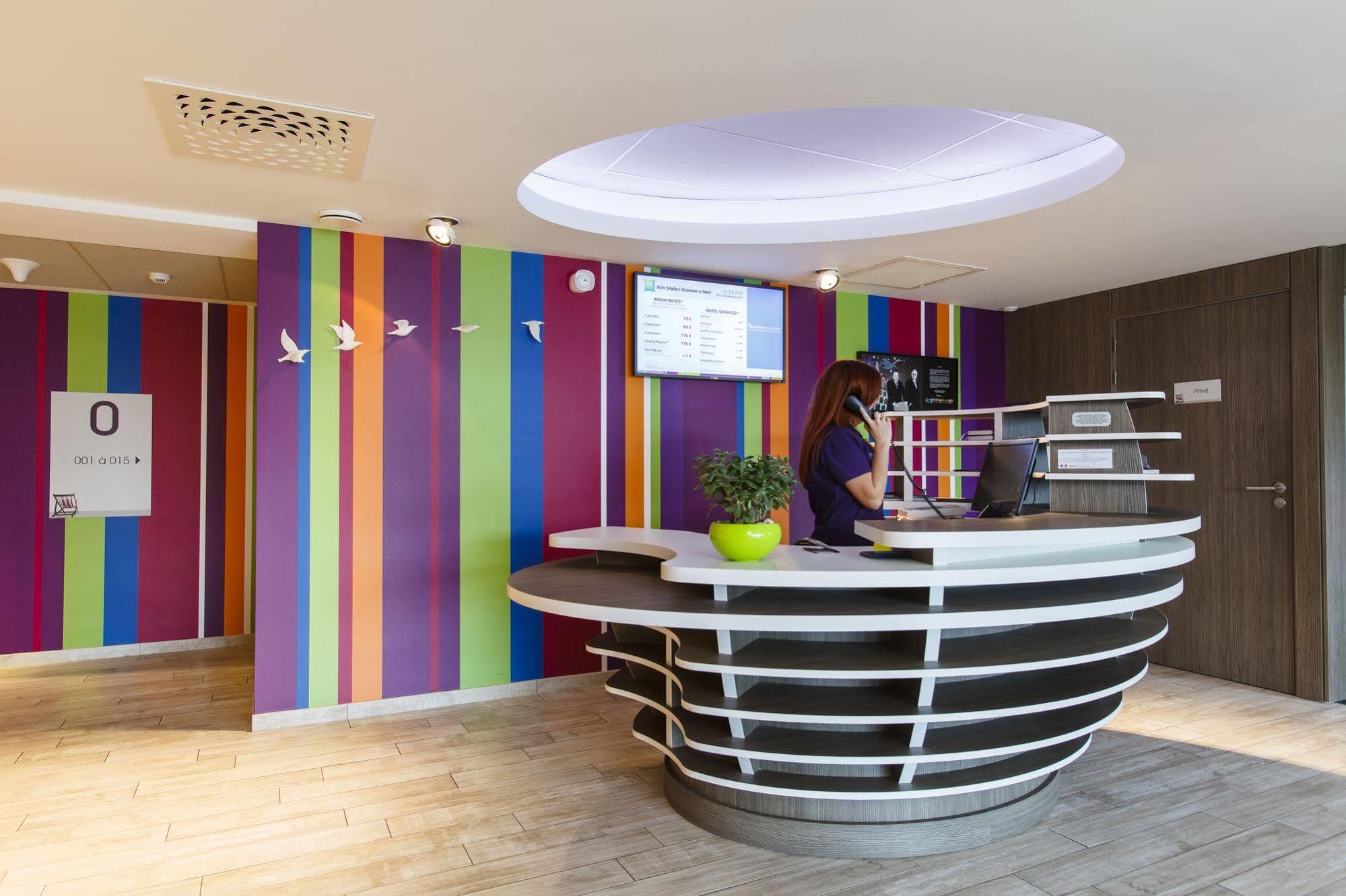 ホテル Ibis Styles Les Sables Olonne エクステリア 写真